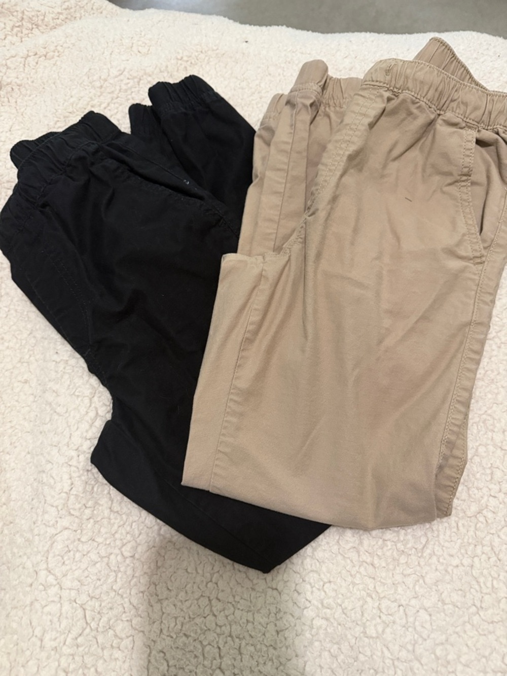 Casual Elastic-Waist Men’s Pants - Black & Khaki